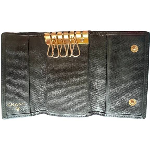 CHANEL Coco Button Leather 6 Ring Key Case Black/7BK0307 - Picture 12 of 16
